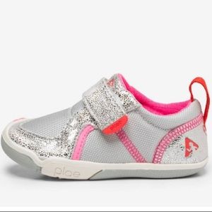 Plae Metallic Silver Ty